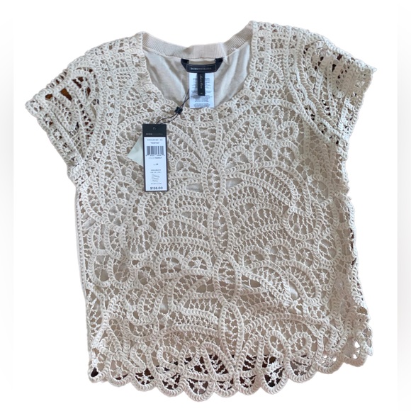 Gorgeous BRAND NEW BCBG Maxazria Sheer Crochet Sweater size Medium - Picture 2 of 5